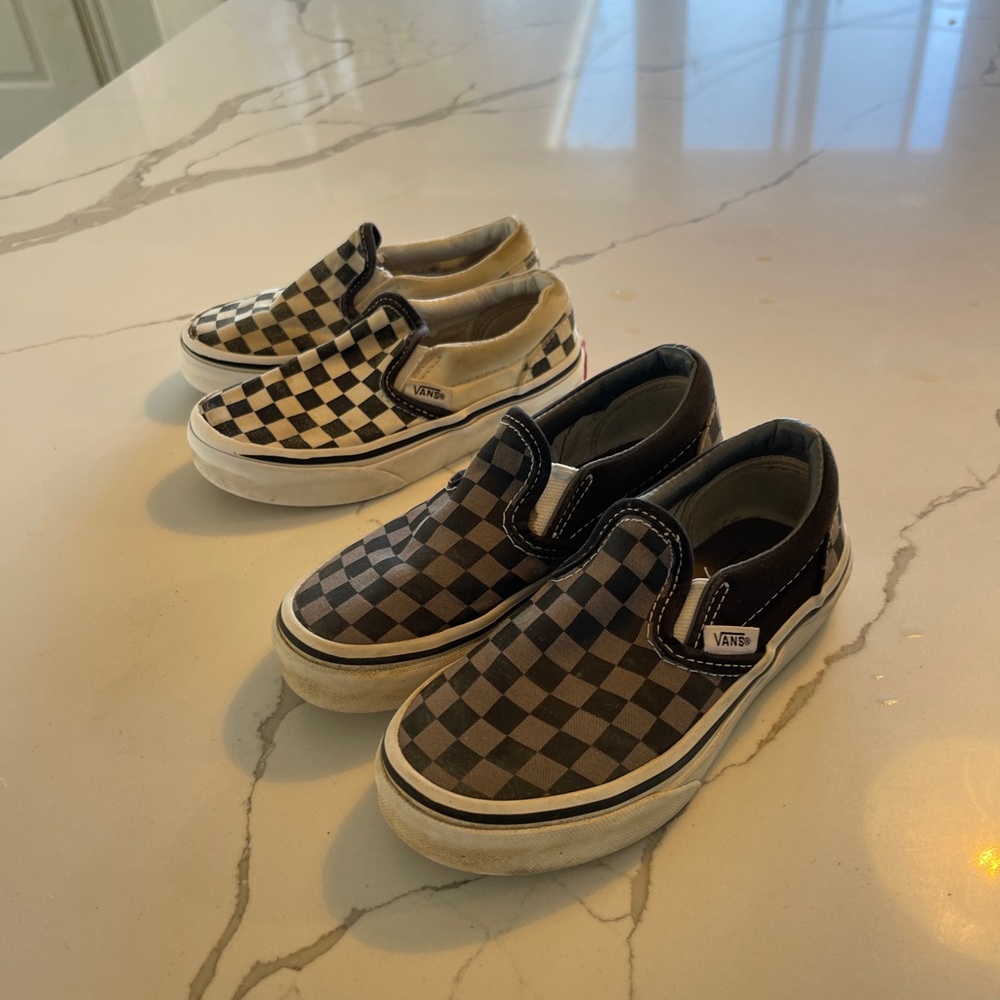 Vans classic slip on checker shoe